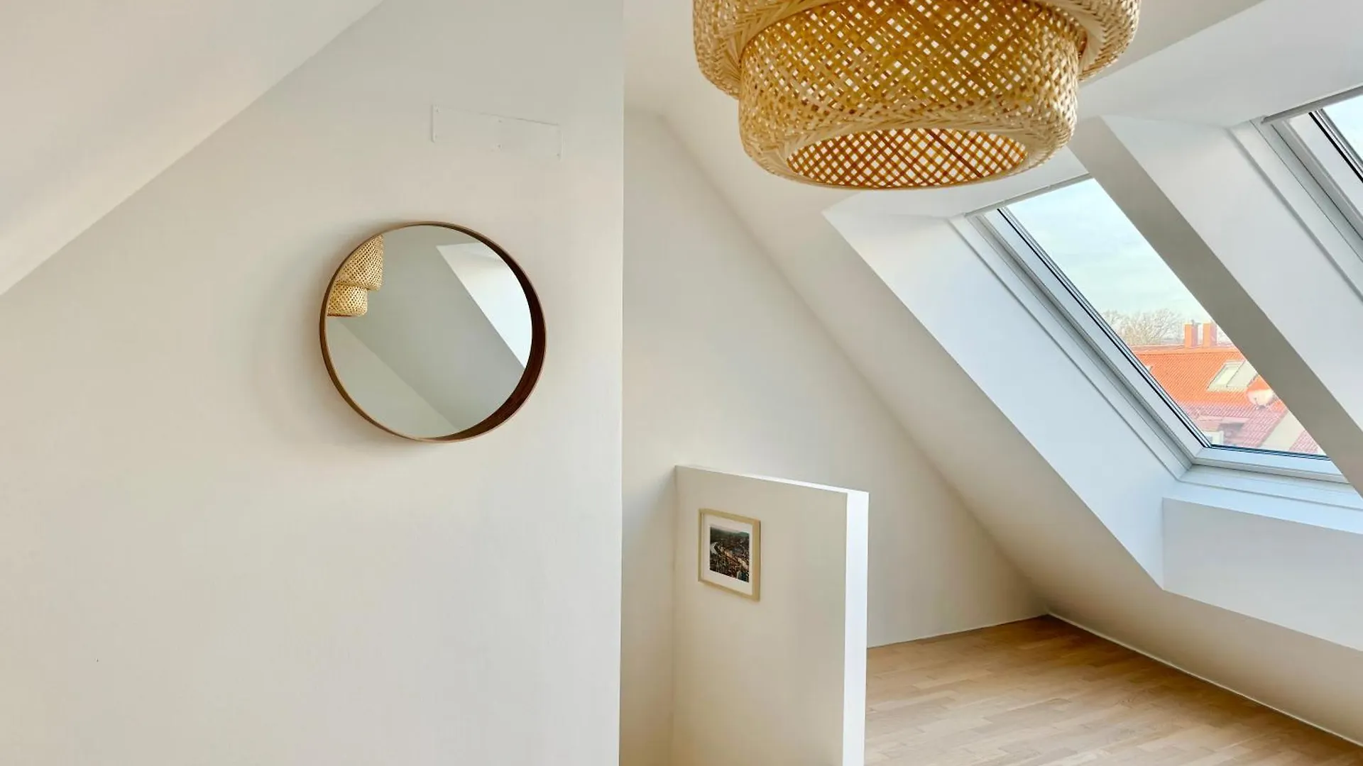 Modern 150 M2 Maisonette - Private Garden & Free Parking Apartment Vienna