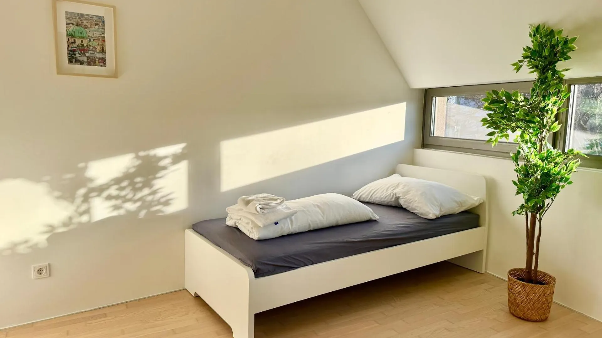 Modern 150 M2 Maisonette - Private Garden & Free Parking Apartment Vienna 0*,